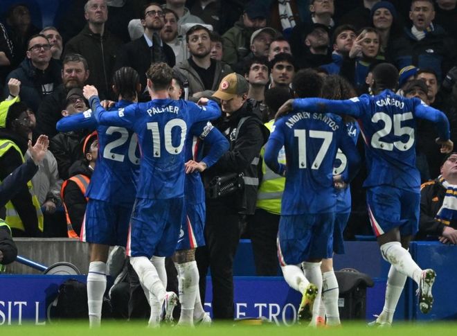 万博max网页版-从西汉姆围绕欧篮联主帅复盘到那不勒斯遗憾出局备战德甲，亚特兰大今夜队长鼓劲(欧罗巴杯亚特兰大与勒沃决赛的场地在哪里)